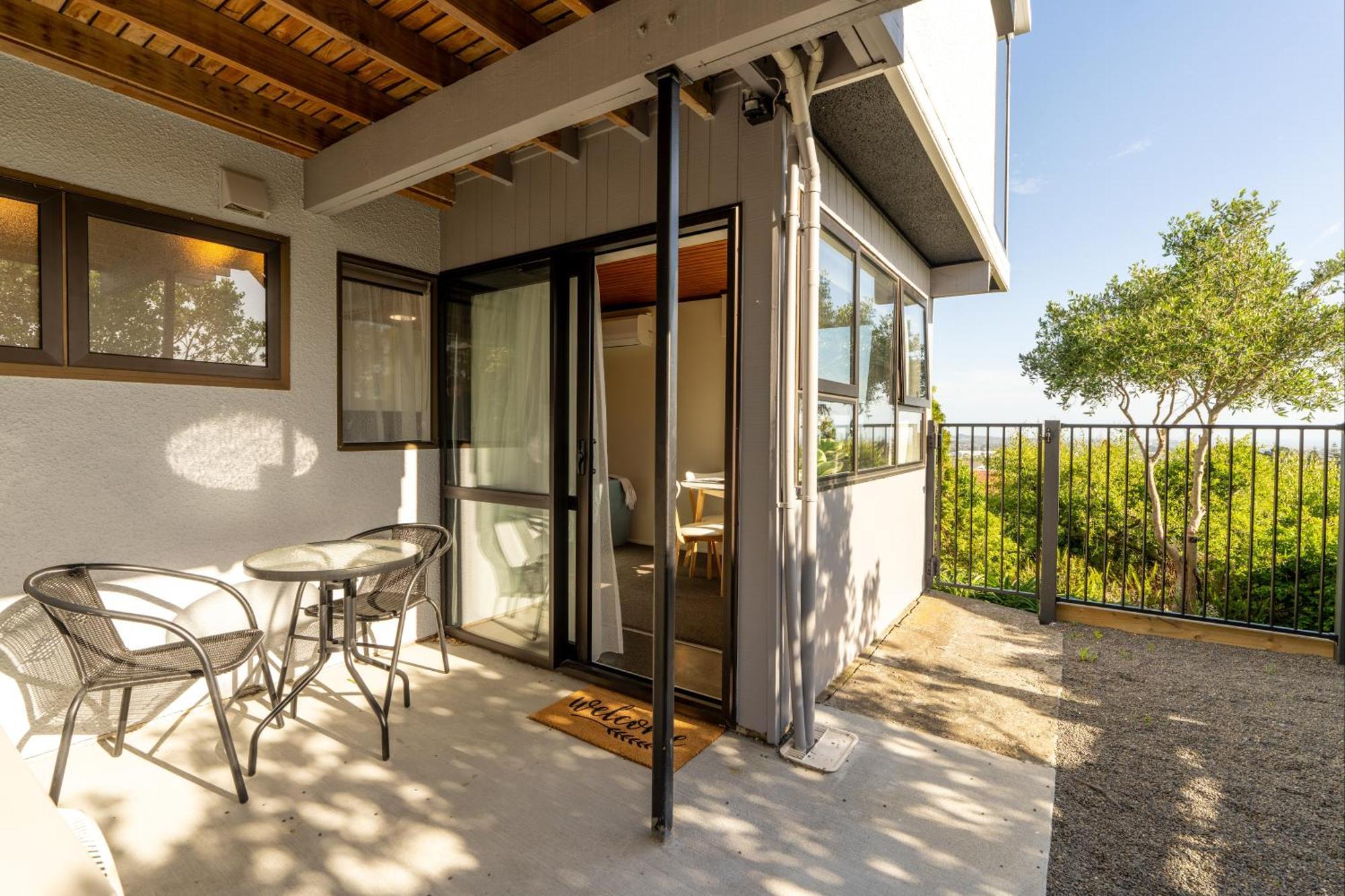 왕거누이 Cosy Unit With Incredible Views & Sky Tv 빌라 외부 사진